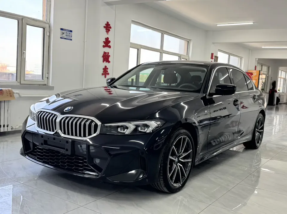 BMW 3 Series 2023