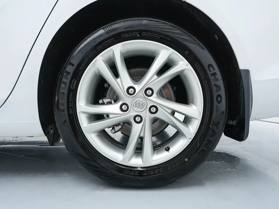 Buick Majesty Regal 2023 552T Smart Edition 2023 — миниатюра 3