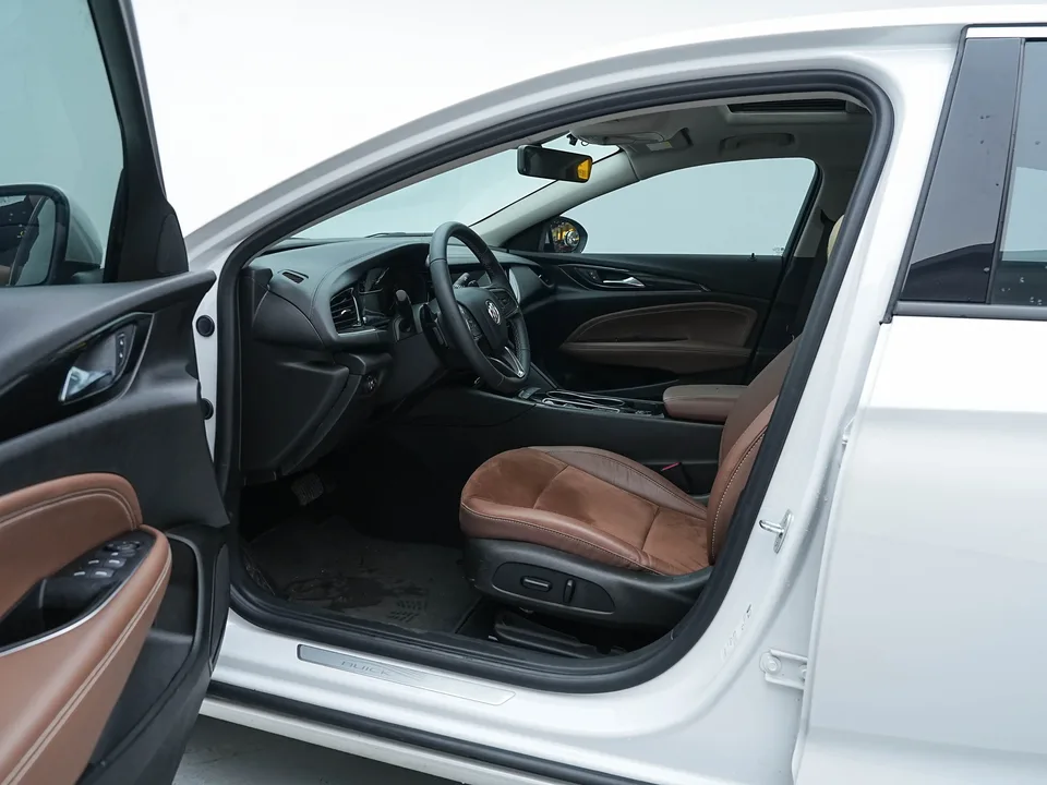 Buick Majesty Regal 2023 552T Smart Edition 2023 — миниатюра 5