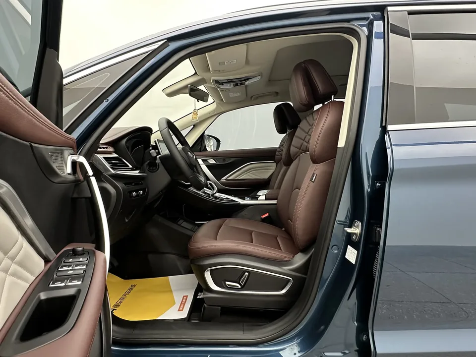 Geely Jiaji PHEV Jiaji PHEV 2022 1.5TD PHEV Platinum model 82km luxury model 2022 — миниатюра 5