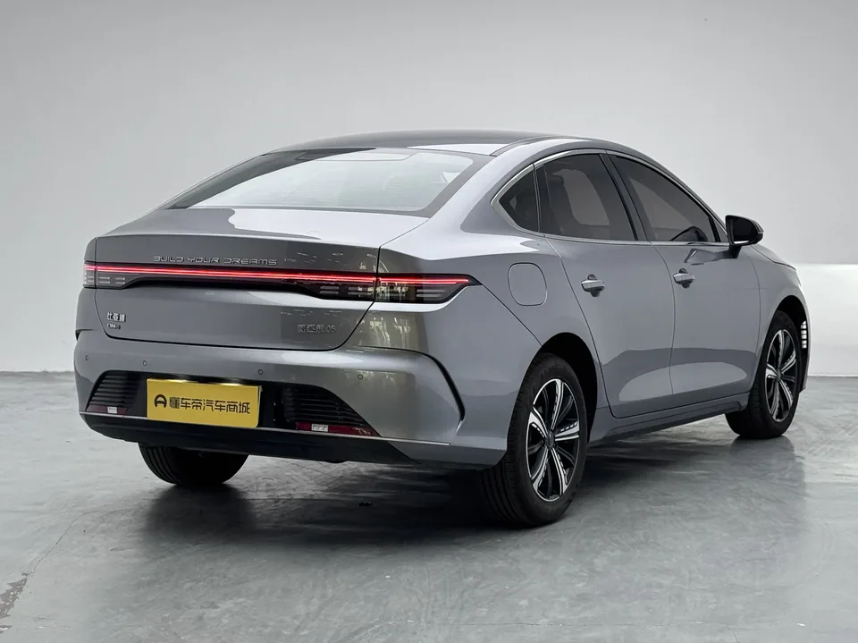BYD Destroyer 05 DM-i Champion Edition 120KM Prestige Edition 2023 — миниатюра 5