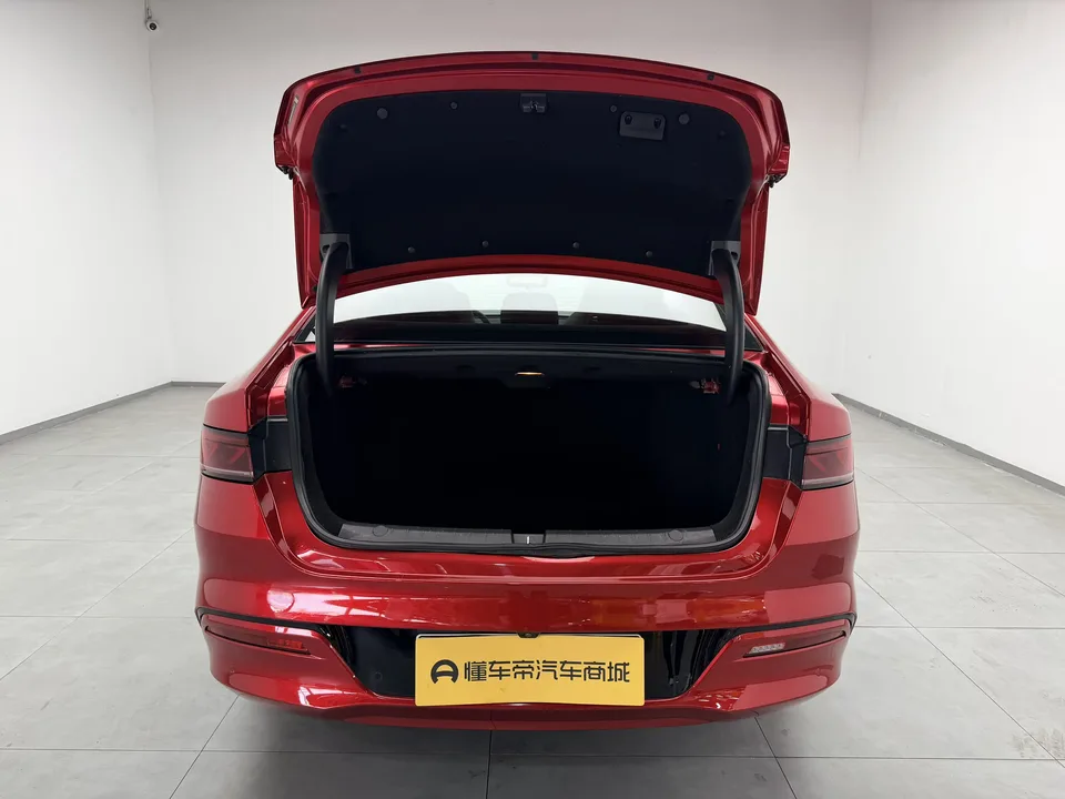 BYD Qin PLUS EV Qin PLUS EV 2021 500KM Premium Edition 2022 — thumbnail 4