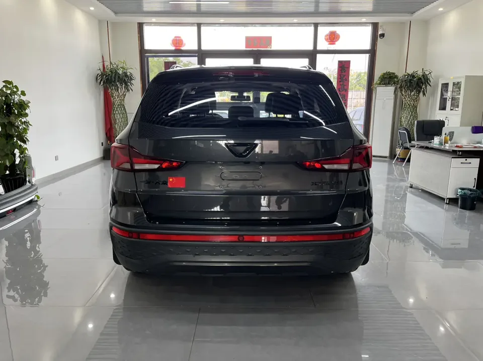 Jetta VS5 280TSI Automatic High Gloss Glory Edition 2023 — миниатюра 2