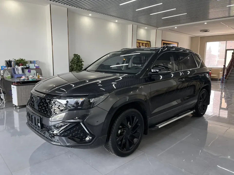 Jetta VS5 280TSI Automatic High Gloss Glory Edition 2023 — фото 1, купить с доставкой в Москву