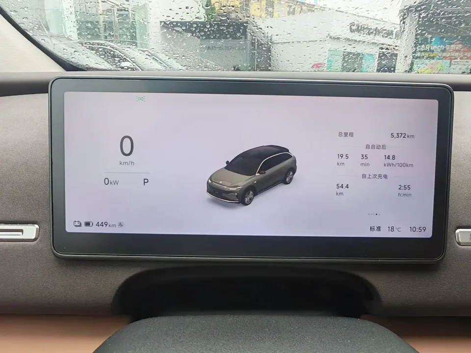 Leapmotor Zero running C11 Leapmotor C11 2026 Pure Electric Version 640 LiDAR Version 2025 — миниатюра 5