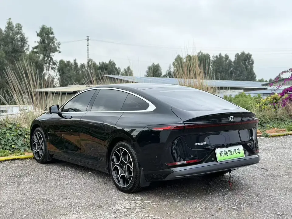 Changan Qiyuan A07 Blue Whale Pure Electric 625 Flagship Model 2024 — миниатюра 4