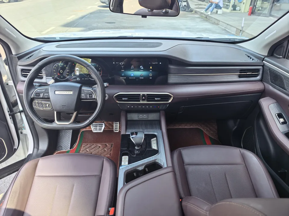 Jetour Jietu X90 PLUS Jietu X90 PLUS 2024 1.6TD DCT villa 2024 — миниатюра 2