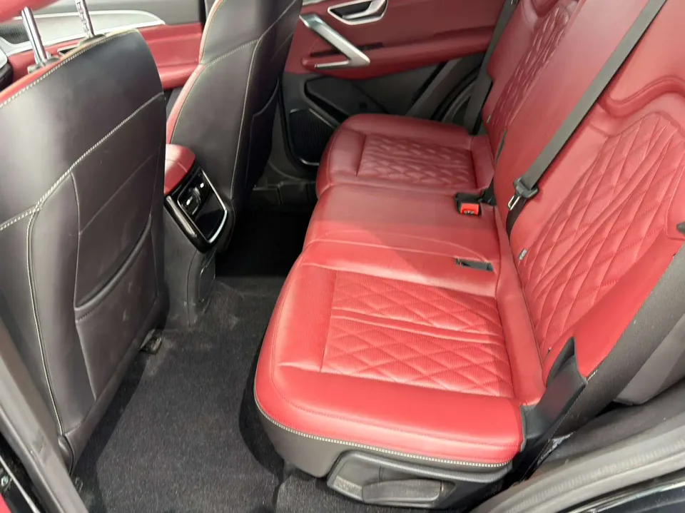 Jetour Jietu X70 PLUS Champion Edition 1.5T DCT Champion MAX 7 Seaters 2025 — миниатюра 5