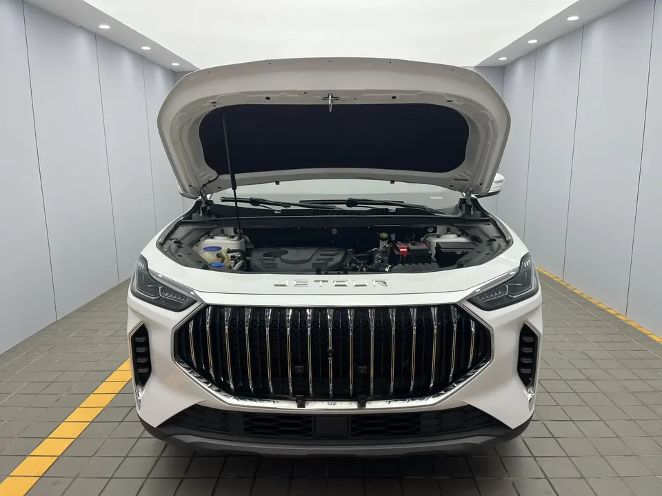 Jetour Jietu X70 PLUS JETOUR X70 PLUS 2023 1.5T DCT Brave PLUS 5-seater 2023 — миниатюра 4