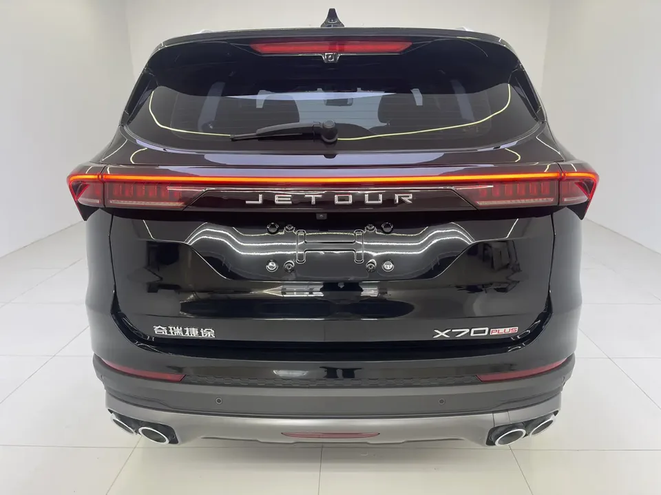 Jetour Jietu X70 PLUS JETOUR X70 PLUS 2023 1.5T DCT Brave PLUS 5-seater 2023 — миниатюра 2