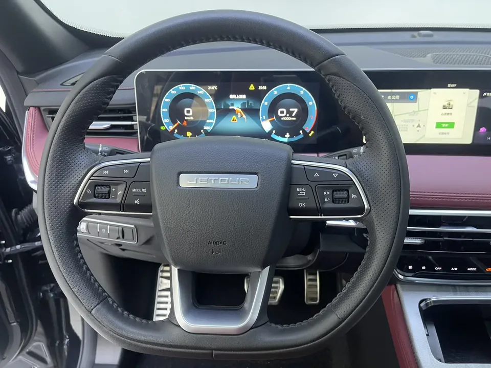 Jetour Jietu X70 PLUS JETOUR X70 PLUS 2023 1.5T DCT Brave PLUS 5-seater 2023 — миниатюра 3