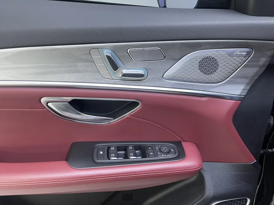 Jetour Jietu X70 PLUS JETOUR X70 PLUS 2023 1.5T DCT Brave PLUS 5-seater 2023 — миниатюра 5