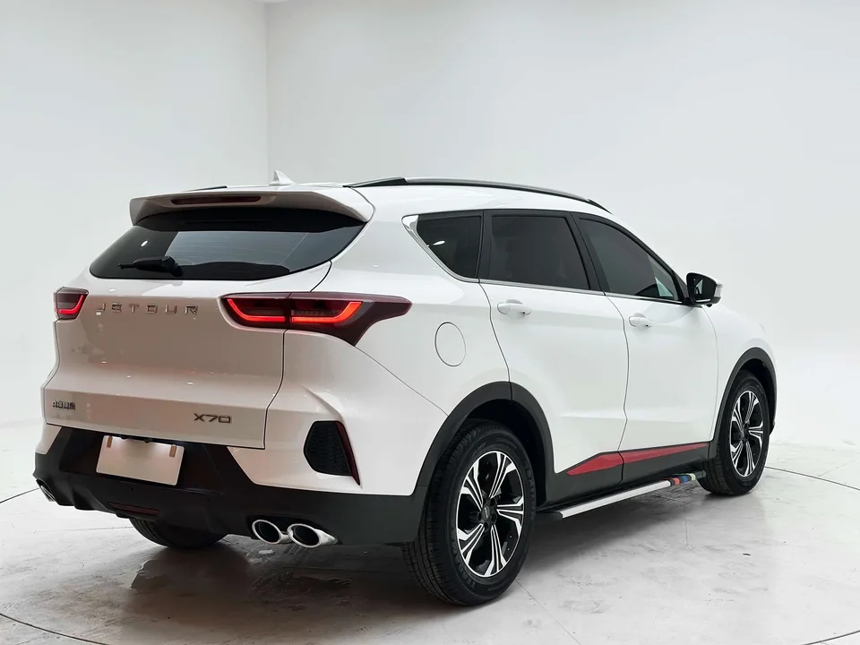 Jetour Jietu X70 1.5T DCT Beyond PRO 5 Seaters 2023 — миниатюра 2