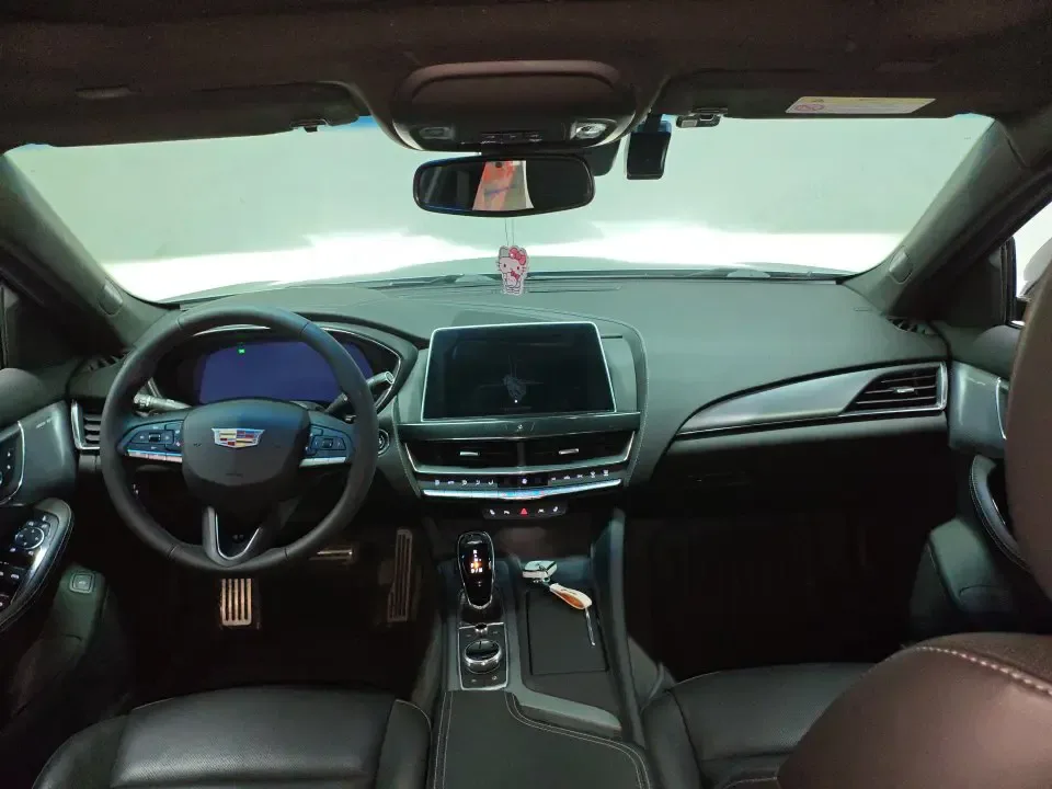 Cadillac CT5 28T Premium Edition 2023 — миниатюра 2
