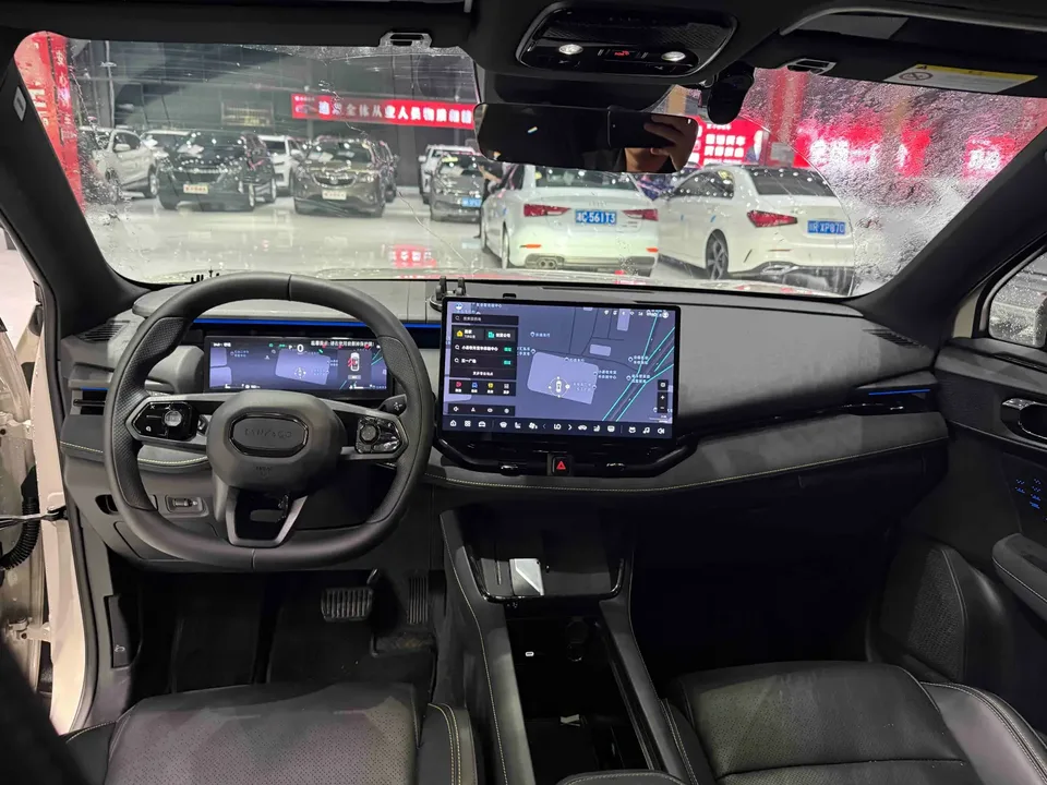 Lynk & Co 06 Lynk & Co 06 2025 Renew 1.5T Halo 2025 — миниатюра 5