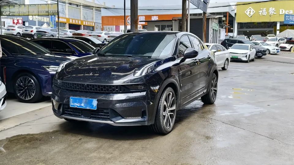 Lynk & Co 05 2022