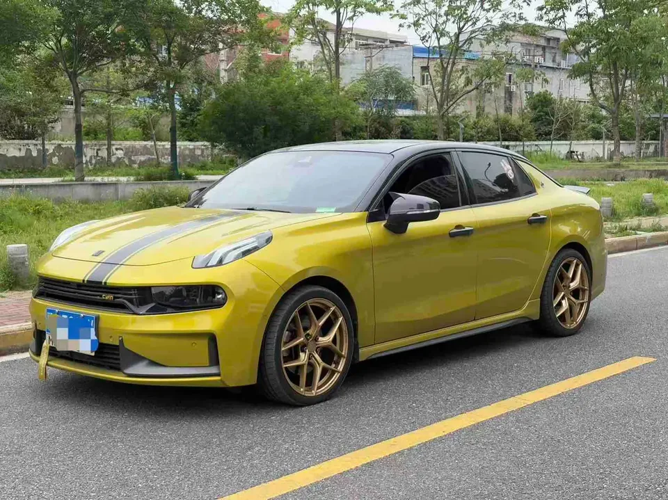 Lynk & Co 03 2022
