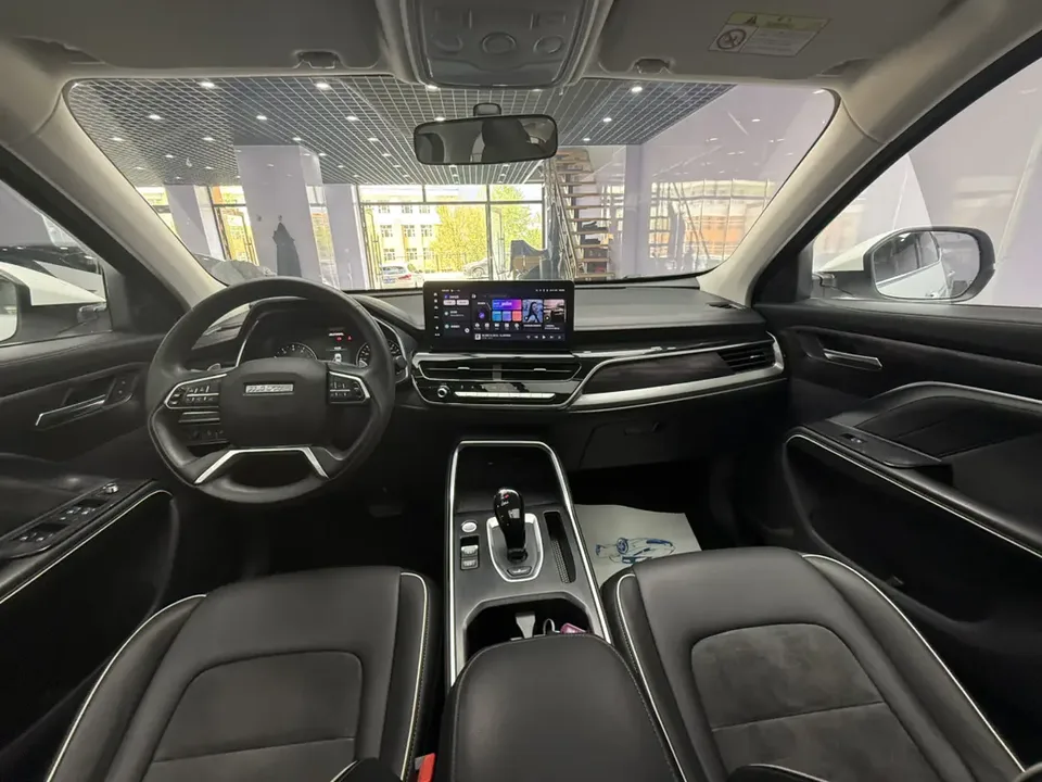 Haval H6 National Fashion Edition 1.5T Automatic Urban Edition 2023 — миниатюра 3