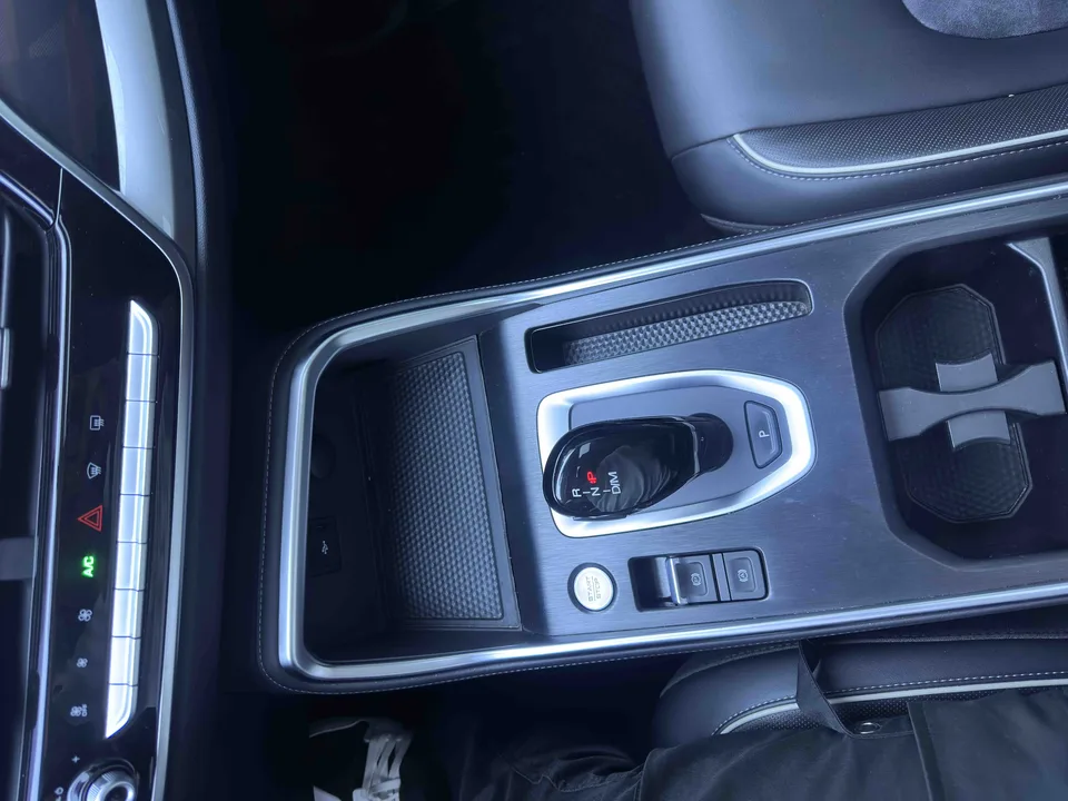 Haval H6 National Fashion Edition 1.5T Automatic Urban Edition 2023 — миниатюра 4