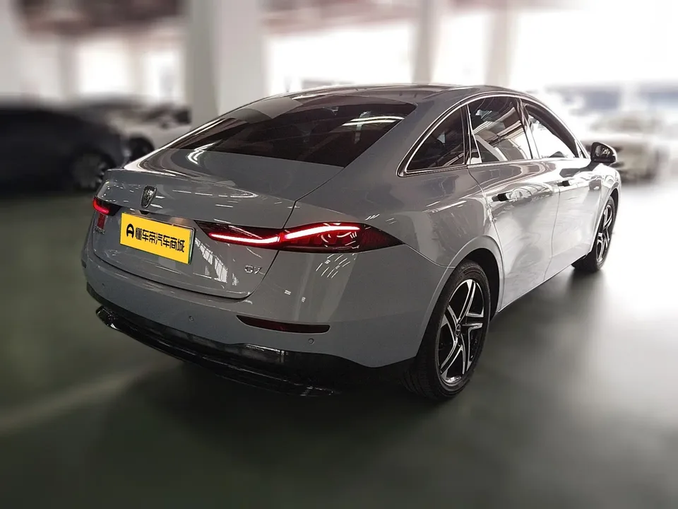 Roewe D7 EV 510 rear-wheel drive excellent version 2024 — миниатюра 4