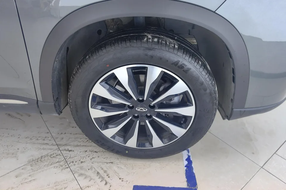 Chery Tiggo 8 PLUS Tiggo 8 PLUS 2025 Kunpeng 290TGDI DCT Premium 5-seater 2025 — миниатюра 4