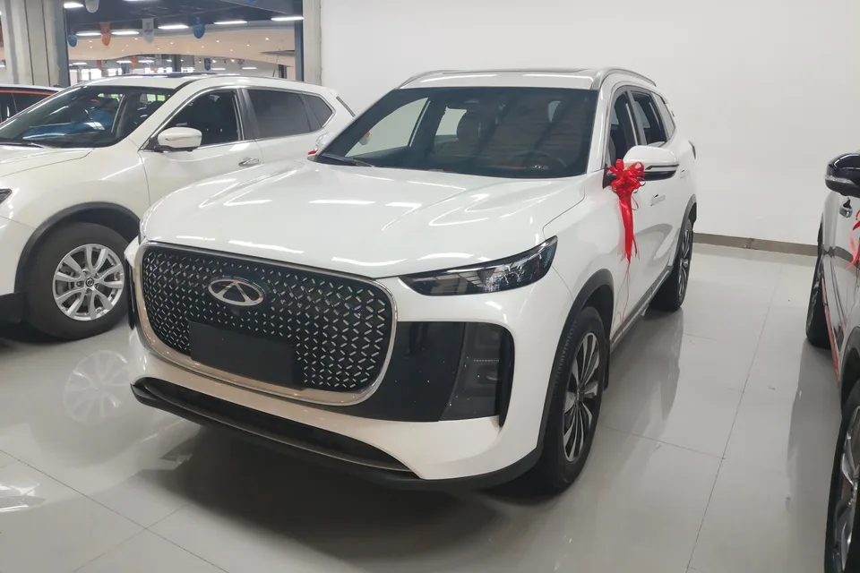 Chery Tiggo 8 PLUS 2025