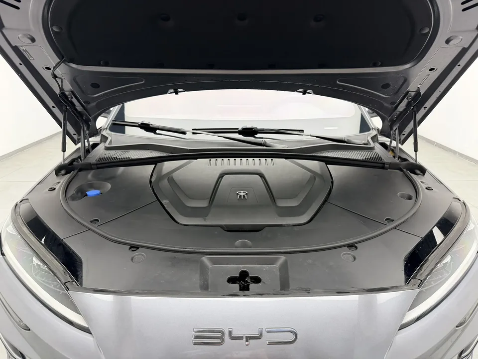 BYD Song PLUS EV Honor Edition 520KM Premium Edition 2024 — миниатюра 2