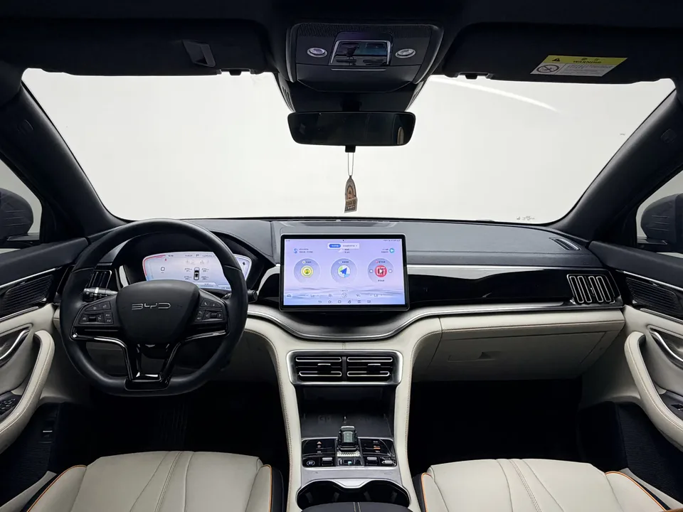 BYD Song PLUS EV Honor Edition 520KM Premium Edition 2024 — миниатюра 3