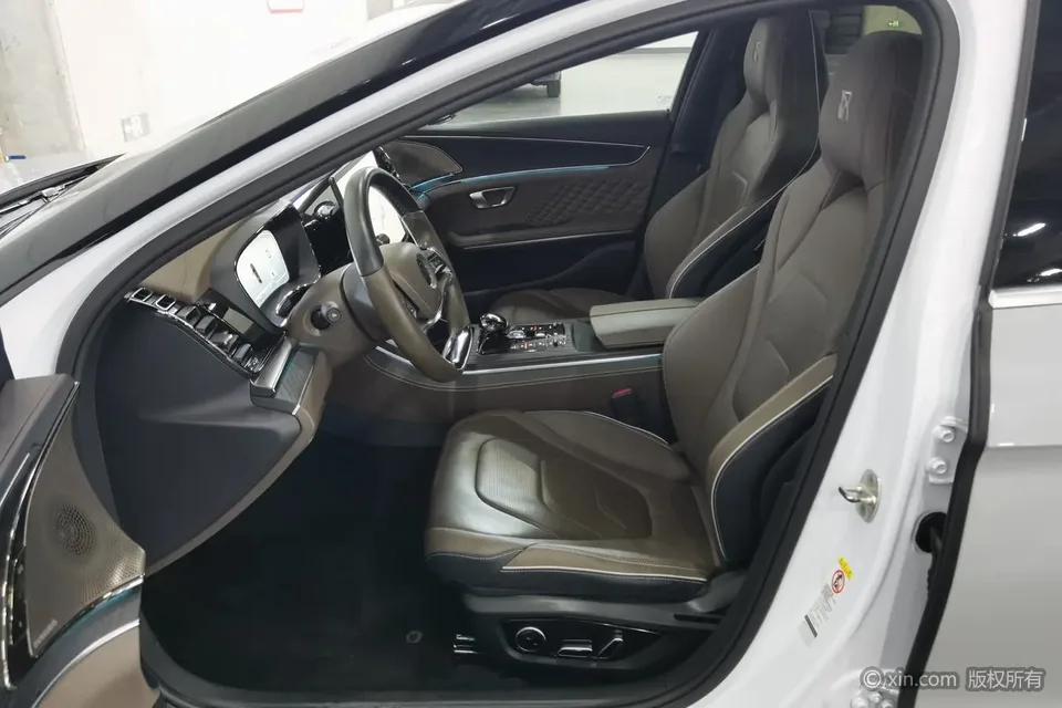 BYD Han DM DM-i 121KM Premium Edition 2022 — миниатюра 4
