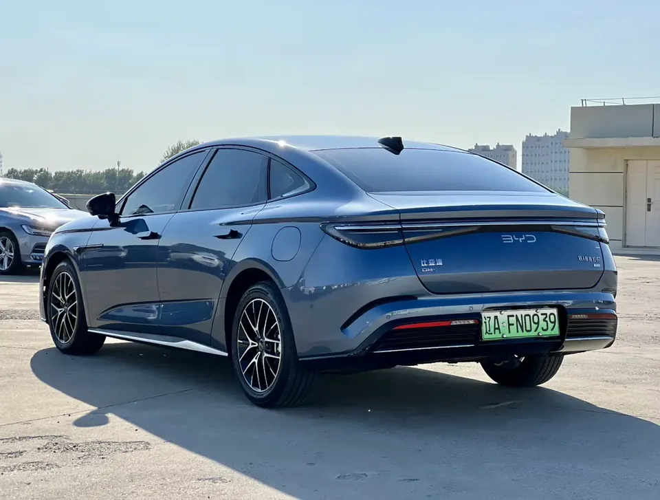 BYD Seal 07DM Intelligent Driving Edition DM-i 125KM Elite 2025 — миниатюра 4