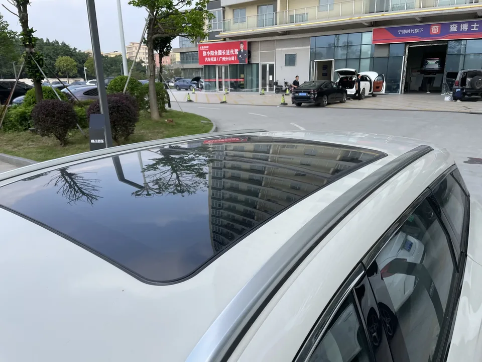 BYD Seal 06DM Travel Edition DM-i 150KM Flagship Model 2025 — миниатюра 3
