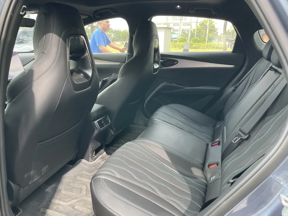 BYD Seal 06DM Intelligent Driving Edition DM-i 120KM Flagship Model 2025 — миниатюра 4