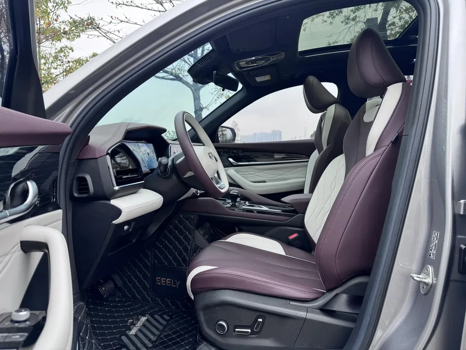 Geely Monjaro 2.0TD High Power Automatic 2WD Flagship Model 2023 — миниатюра 4