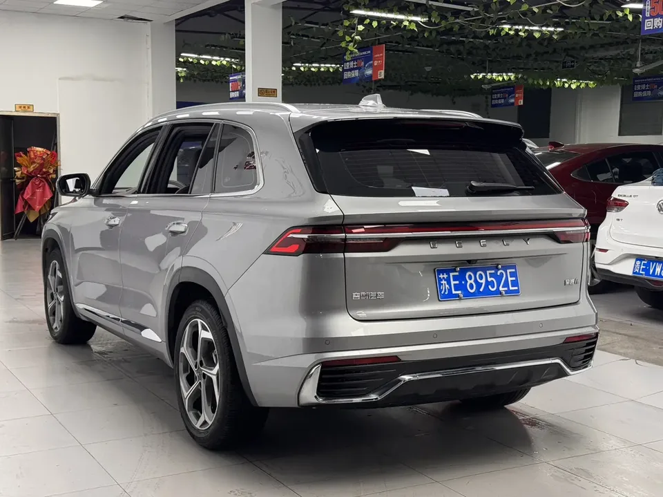 Geely Monjaro 2.0TD DCT EVO two-wheel drive 2025 — миниатюра 4