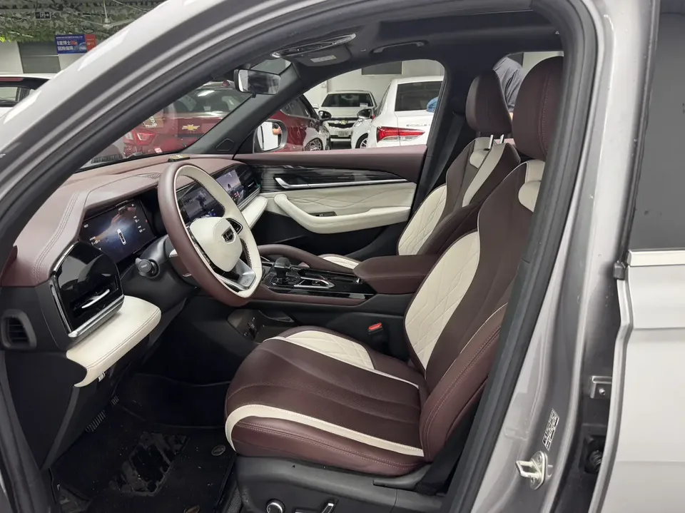 Geely Monjaro 2.0TD DCT EVO two-wheel drive 2025 — миниатюра 5