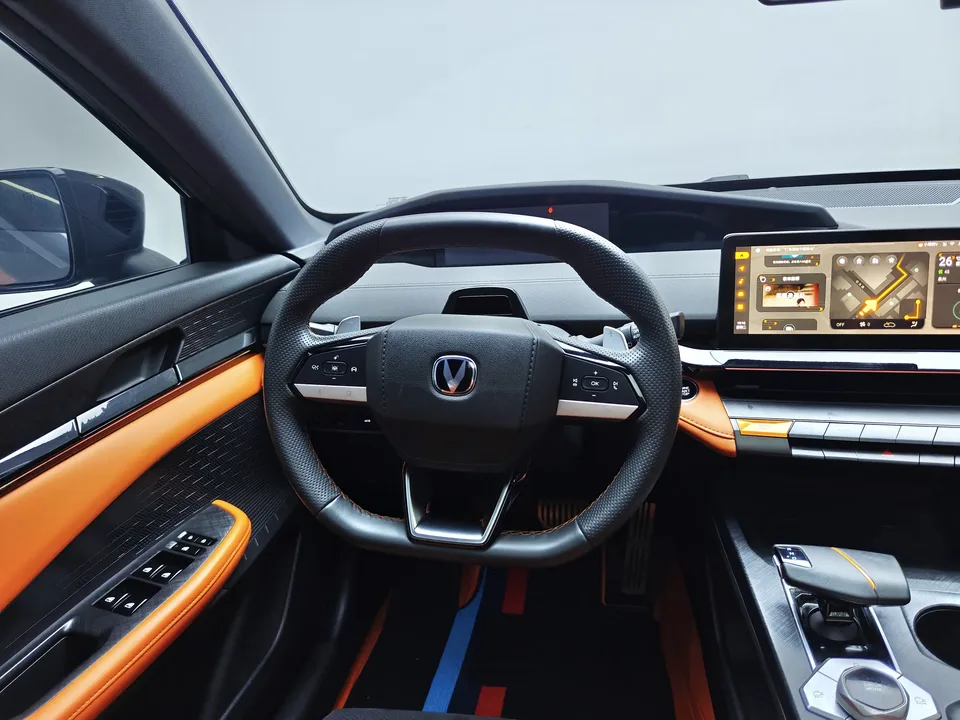 Changan UNI-V 1.5T Sports Edition 2023 — миниатюра 2