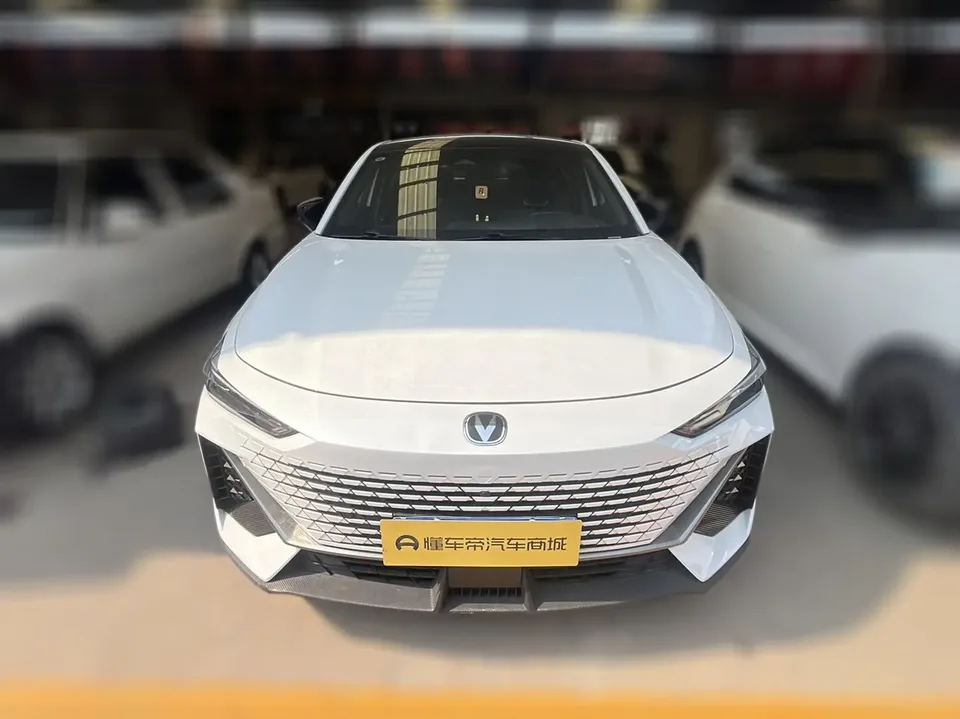 Changan UNI-V 2024