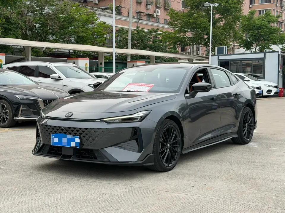 Changan UNI-V 2024