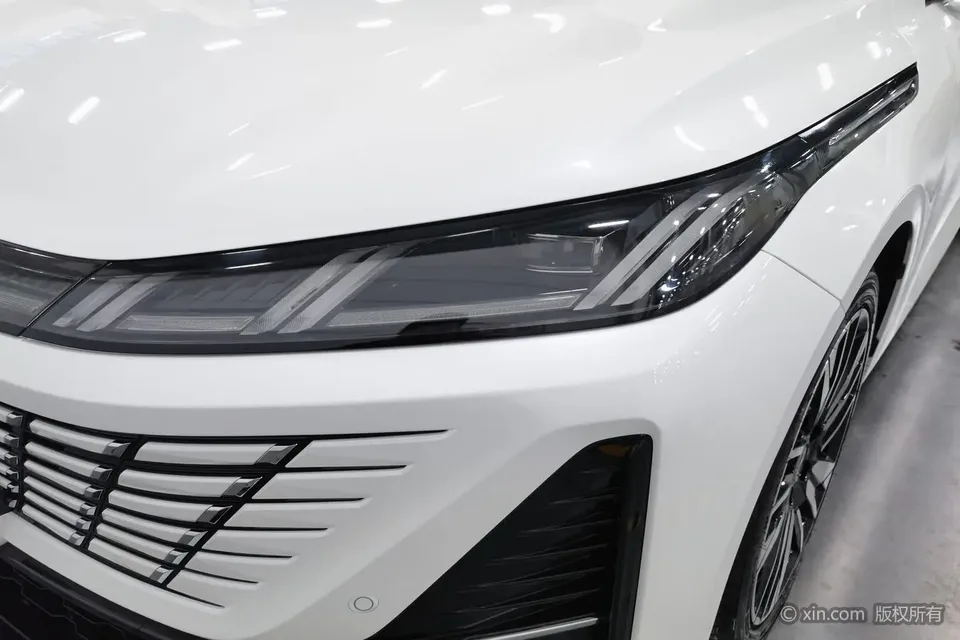 Changan Escape 2026 Yidong fourth-generation 1.5T DCT 500Bar Smart Edition 2025 — миниатюра 2
