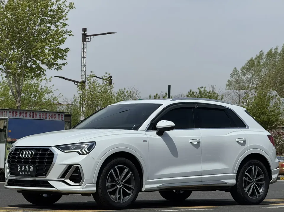 Audi Q3 2022