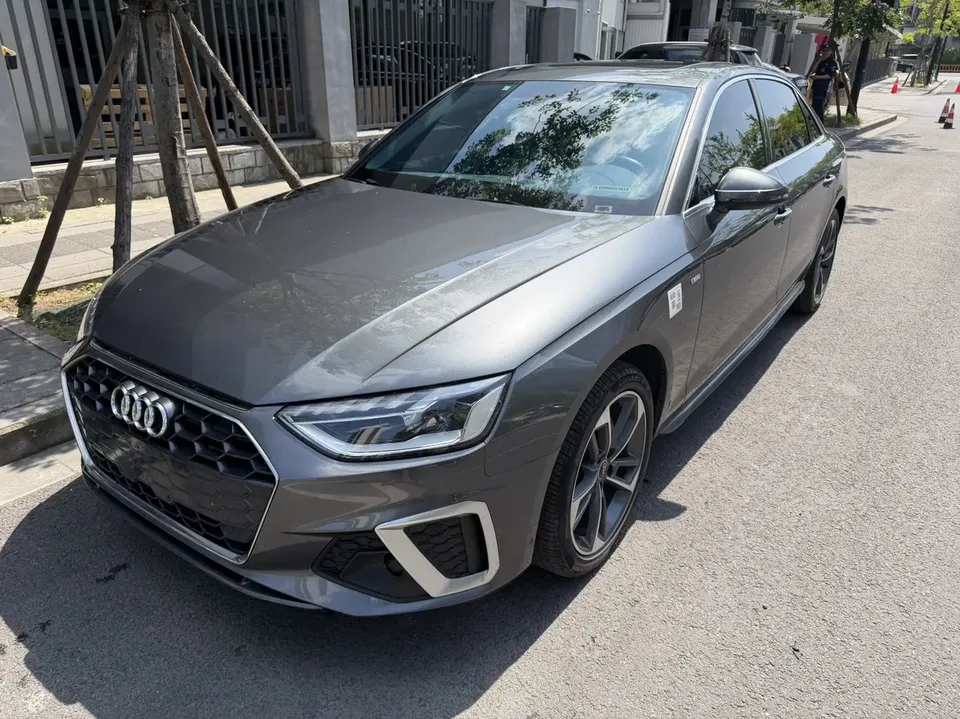 Audi a4 l 2023