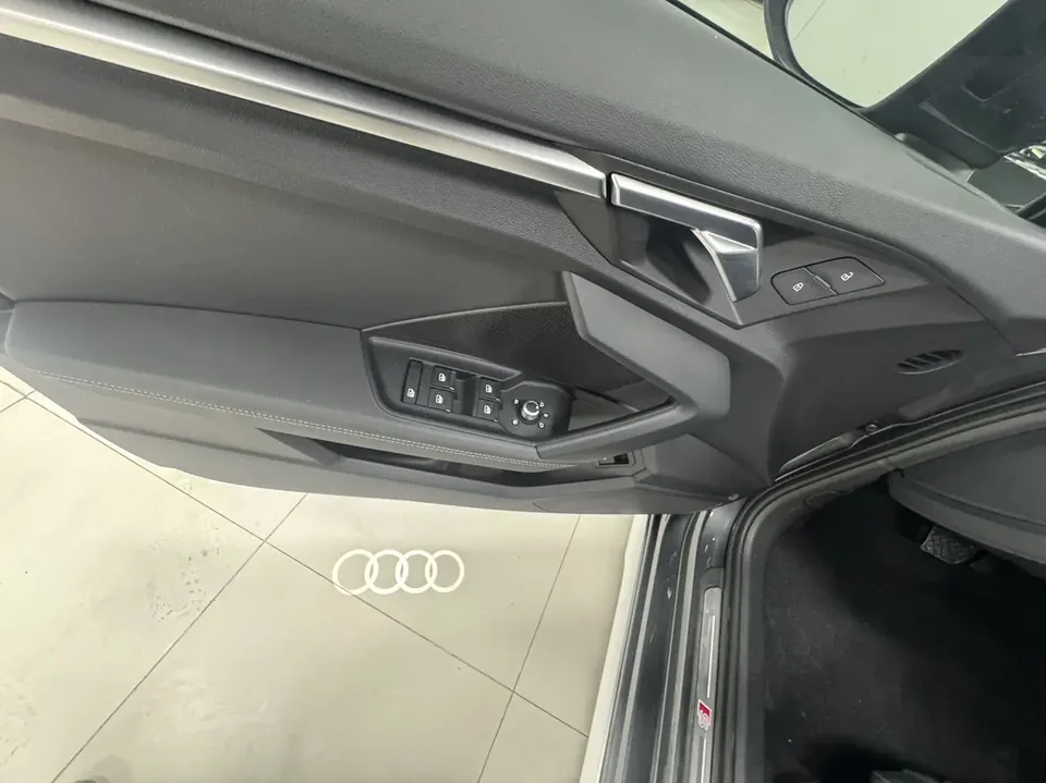 Audi A3 A3 2022 Sportback 35 TFSI stylish and sporty 2023 — thumbnail 4