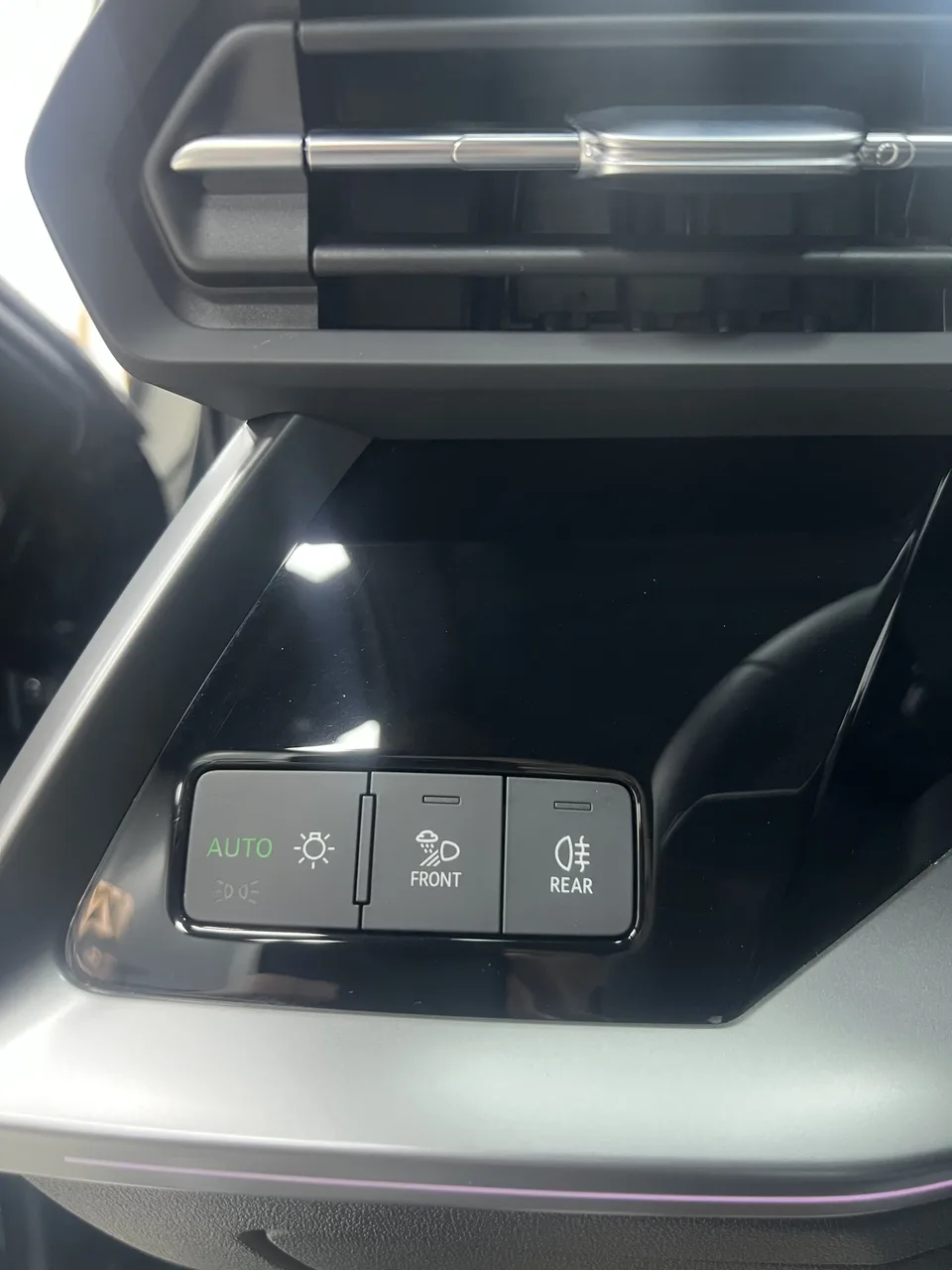 Audi A3 Audi A3 2021 Sportback 35 TFSI Stylish and sporty 2022 — thumbnail 3