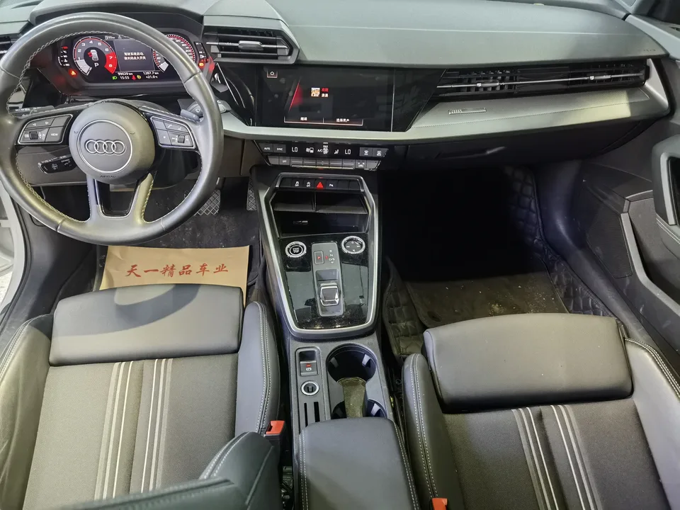 Audi A3 Sportback 35 TFSI stylish and sporty 2023 — миниатюра 5