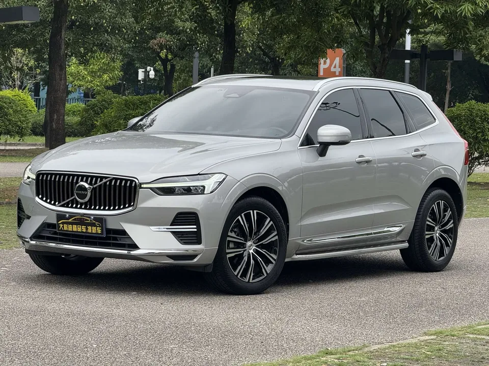 Volvo XC60 2022