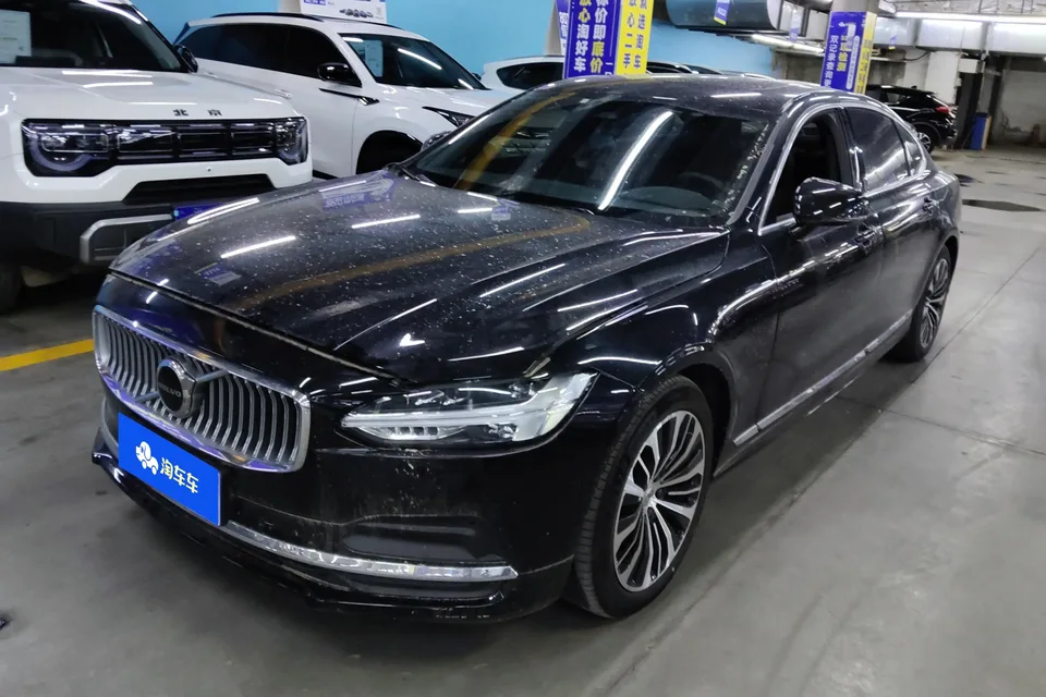 Volvo S90 2023