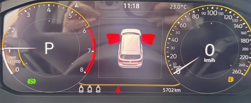 Volkswagen Explore the shadows 1.5L Automatic Joy-Link Edition 2022 — миниатюра 4