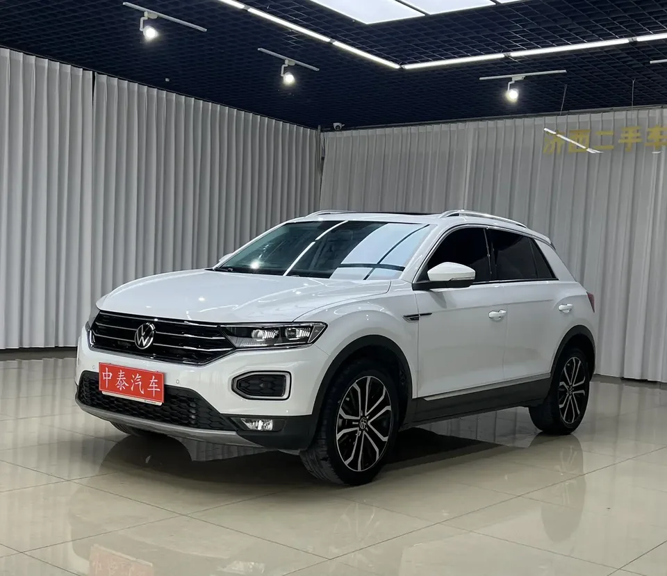 Volkswagen T-Roc Tangeu 280TSI DSG 2WD Comfort Edition National V 2022 — фото 1, купить с доставкой в Москву
