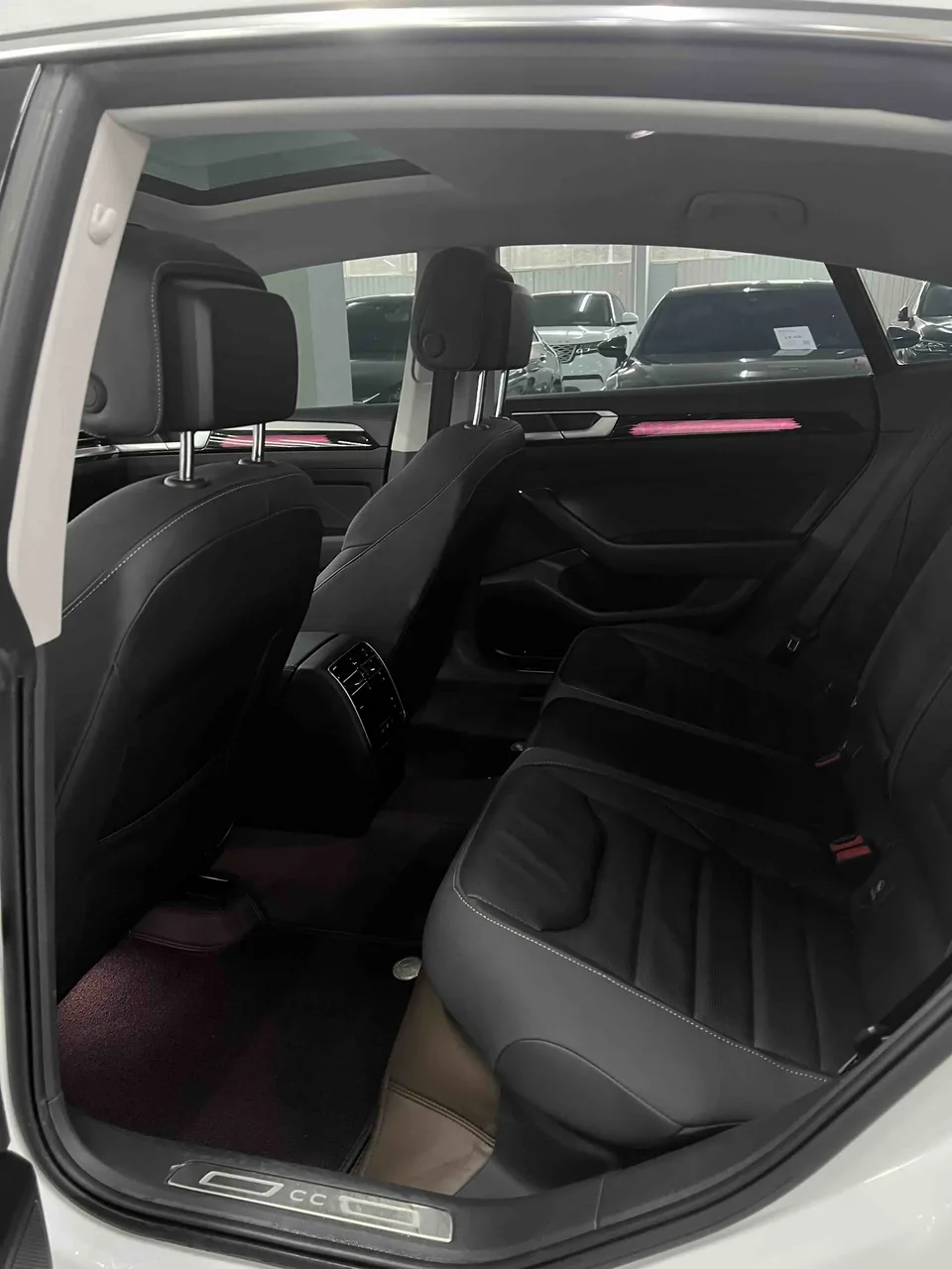 Volkswagen Arteon Volkswagen CC 2023 380TSI Eye-catching Edition 2023 — миниатюра 3