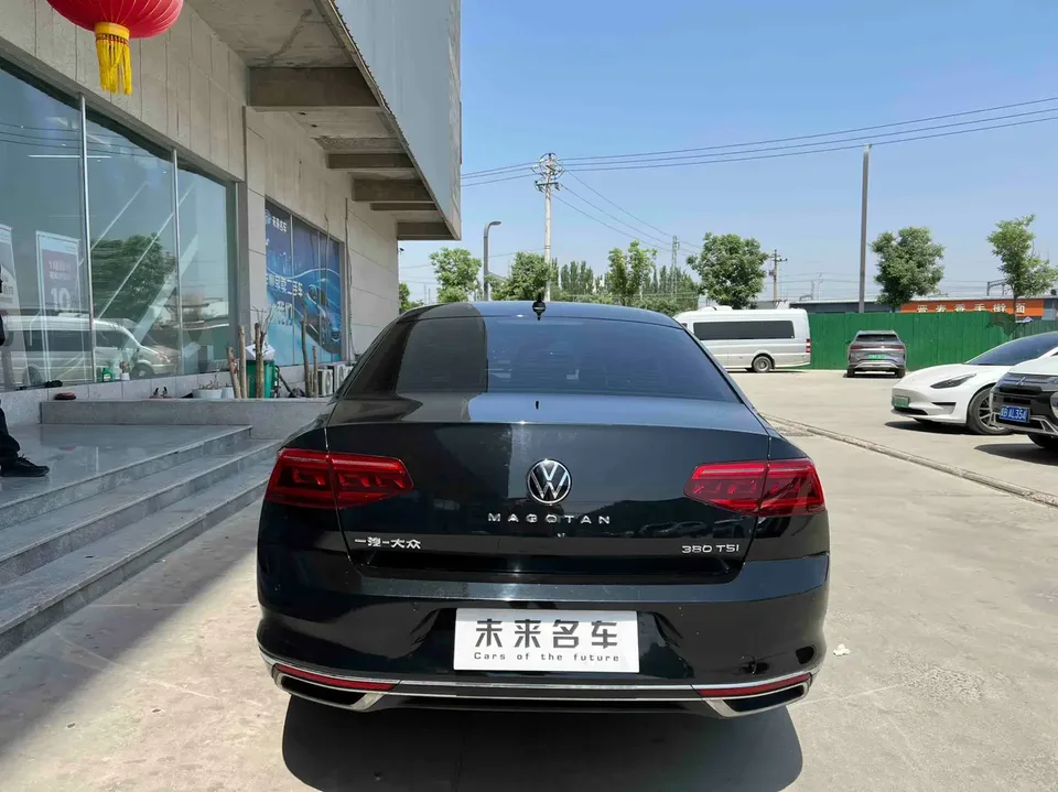 Volkswagen Magotan 330TSI DSG 30th Anniversary Edition 2022 — миниатюра 5